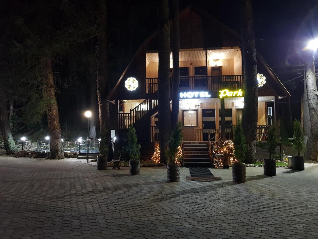 Park Hotel Kʼutʼaisi Exterior foto