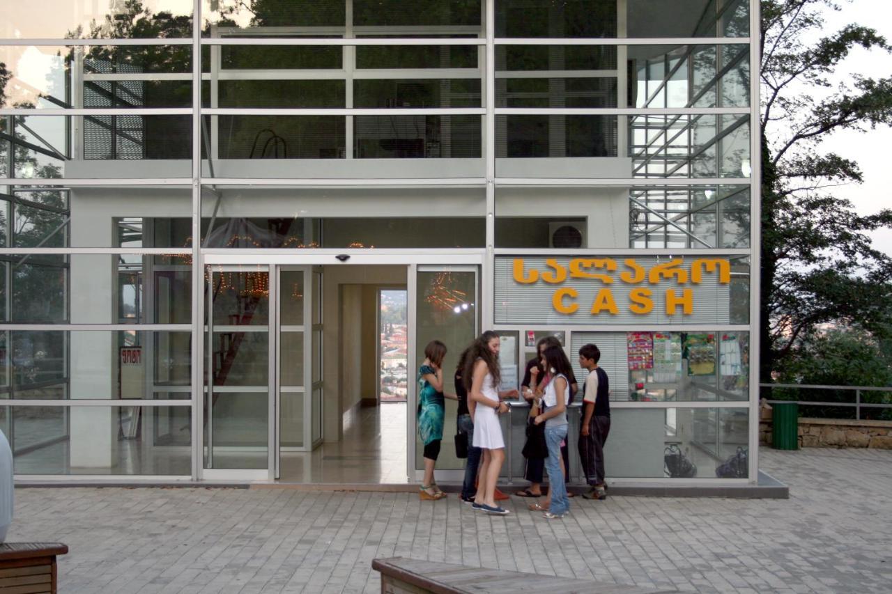 Park Hotel Kʼutʼaisi Exterior foto